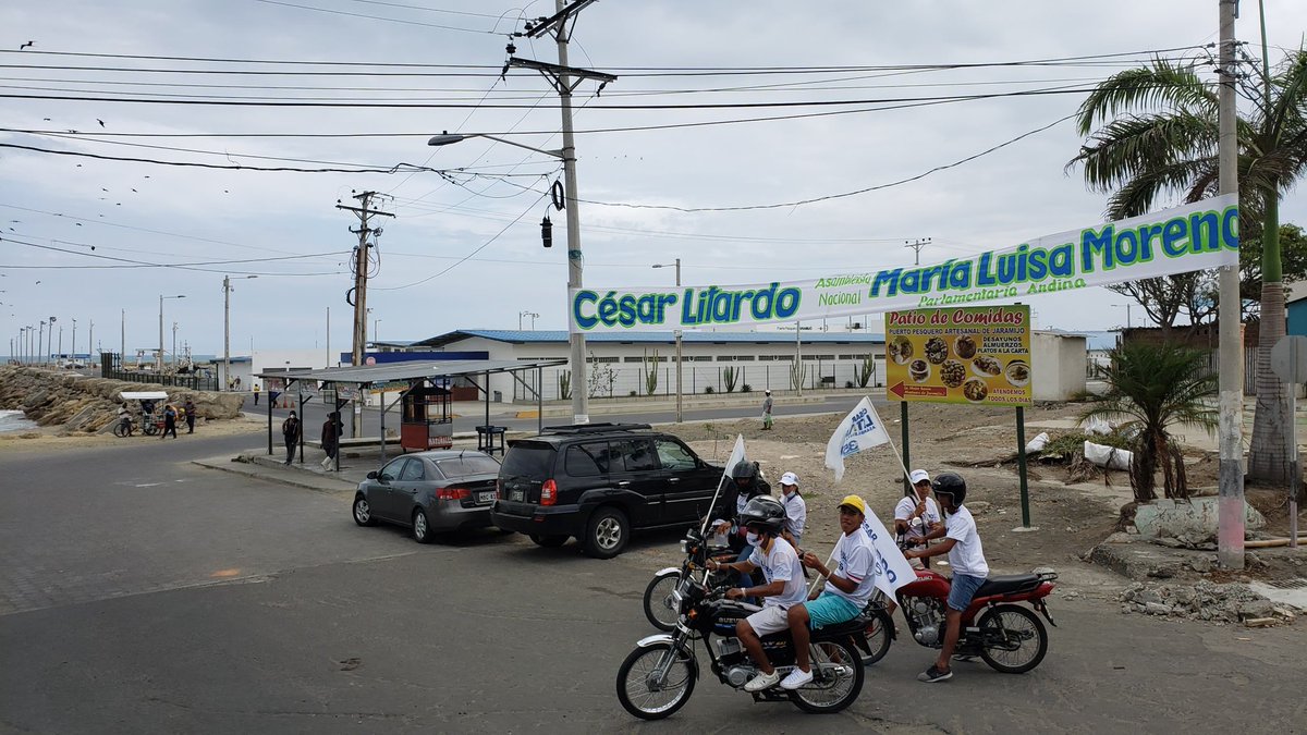 cesarlitardo's tweet photo. Seguimos recorriendo #Manabí y me siento muy satisfecho al ver que  #Jaramijó continúa confiando en el proyecto de @35PAIS. Hoy les queremos decir que juntos volveremos a ser la primera fuerza política del #Ecuador. 🇪🇨 ¡GRACIAS! 
@SandroVeraR
@anitabelenmarin 
#VuelveLa35 https://t.co/Z47pE66OQi