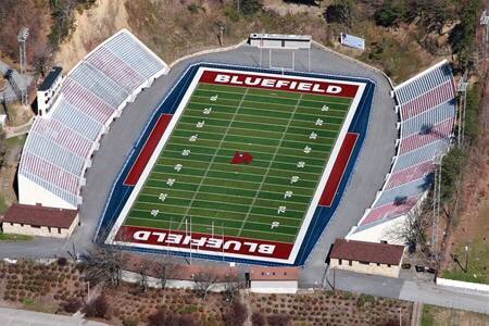 Blessed to receive an offer from Bluefield State College @GoBigBlueFB <a href="/CoachCoax17/">Tony Coaxum</a> <a href="/CoachBlake41/">David Blake</a> <a href="/Coach_Gales/">Jermaine Gales</a> <a href="/CoachAlston5/">Coach Rashard Alston</a> #GoBigBlue #HBCU #AGTG <a href="/1COACH_CARTER/">Terence Carter, M. Ed</a> <a href="/TrePorter5/">Tre Porter</a> <a href="/YellowjacketsFB/">Choctaw Football</a>