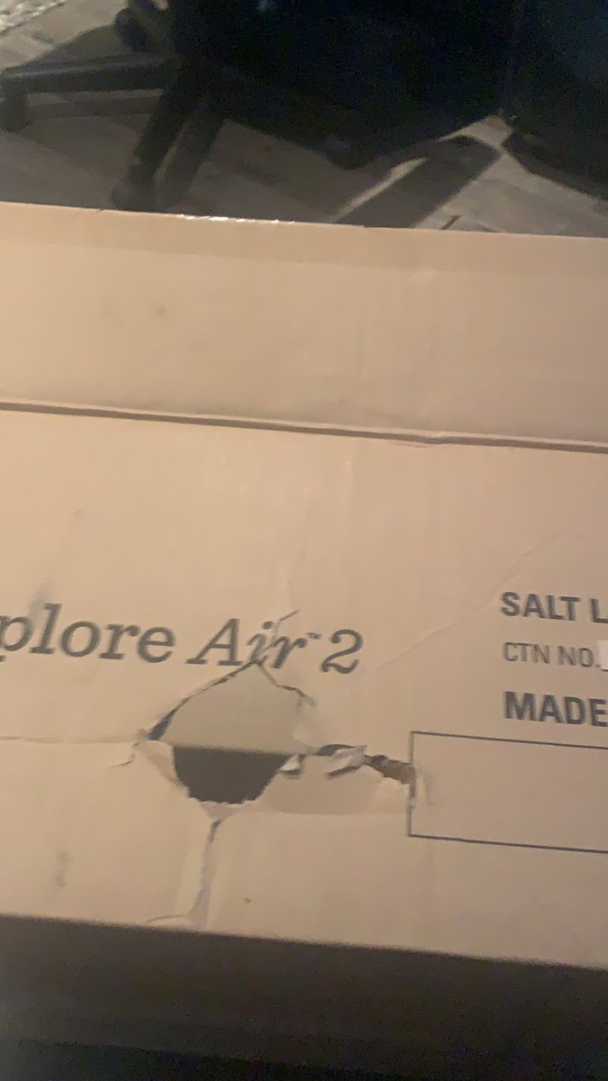 shereenairis's tweet photo. @FedEx what happened to my package geeze https://t.co/SFZPk78VTr