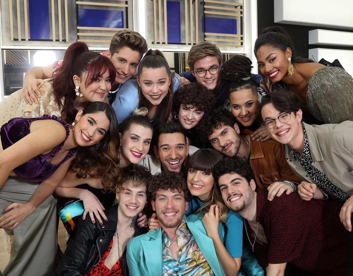 ActualityFM_es's tweet photo. Hoy hace 1 año que conocimos a lxs concursantes de #OT2020, y no podemos estar más contentos de haber descubierto esta gran familia que tantas alegrías nos ha dado y nos va a dar 🎶🎤
#SoyOT2020 https://t.co/QcfhW3XDmg