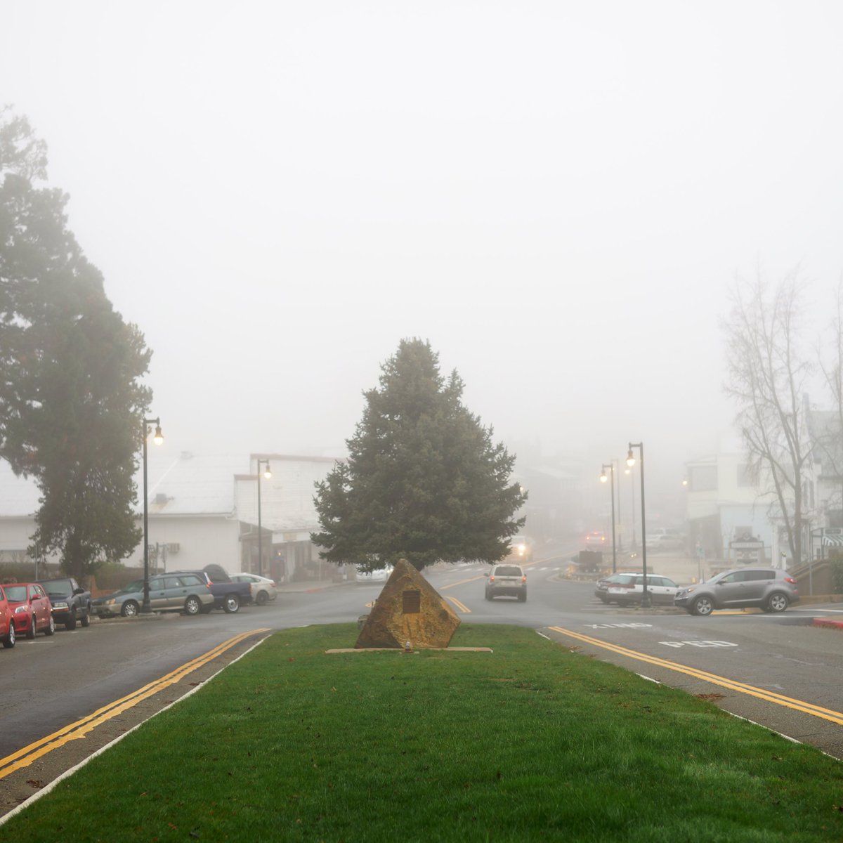 The possibilities are endless when you are on Main St in Sutter Creek. Sip delicious wine, shop at our one of a kind artisan stores, and delight in wonderful food!