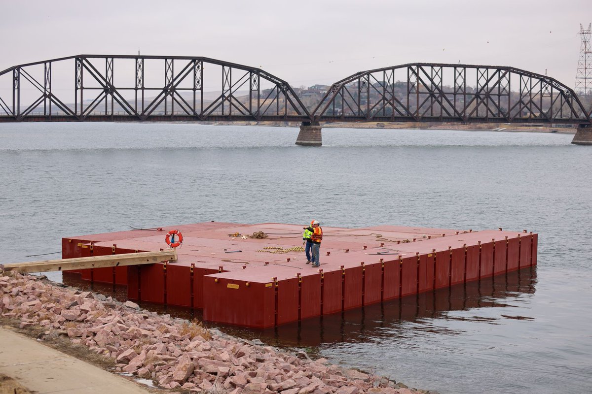 SouthDakotaDOT's tweet photo. Check out this huge barge being put together on the #PierreFortPierreBridge construction project! Equipment is now being loaded and a crane will be moved onto the barge in the coming days! More pictures to follow! https://t.co/Sh997iJkNI
