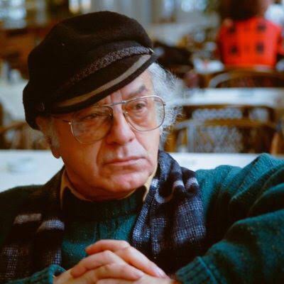 TendirR's tweet photo. “sen uyu, uyusun bulutlar uyanmasın
ışıklar uyanmasın, camlar buğulanmasın
sen uyu, uyanmasın istanbul uyusun
karagümrük uyusun fâtih uyusun
atatürk bulvarı'nda rüyalar büyüsün
sen uyu, uyusun istanbul uyanmasın
gemiler uyanmasın, camlar buğulanmasın”
-Attila İlhan
#yağmur https://t.co/QDW1HzN9eO