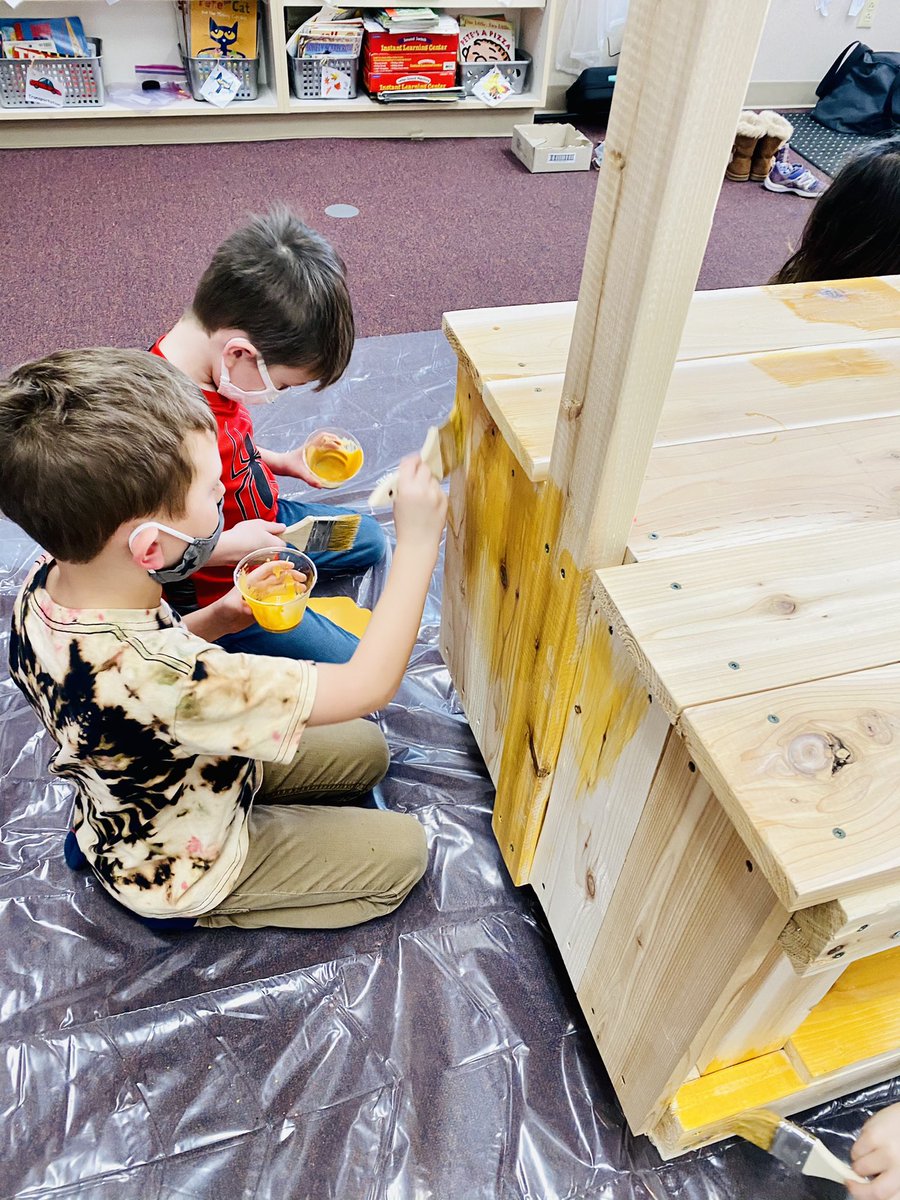 MrsAgee24's tweet photo. A few helpers stayed after school to stain the mud kitchen.🚧
It’s looking good! They have amazed me with this project. ❤️
Just a few more things to do. 🛠 https://t.co/1Efb0WVDPx