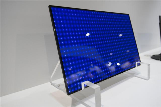 DIGITIMESAsia's tweet image. Epistar December revenues hit 20-month high #Epistar #EverlightElectronics #HIT #LasterTech #LED #LEDapplications #LEDupstream #LextarElectronics #revenues #DIGITIMES digitimes.com/news/a20210112…