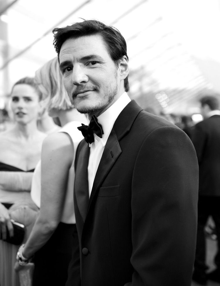 pedro pascal and ewan mcgregor as each other, a thread