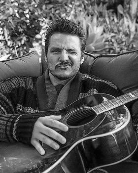 pedro pascal and ewan mcgregor as each other, a thread