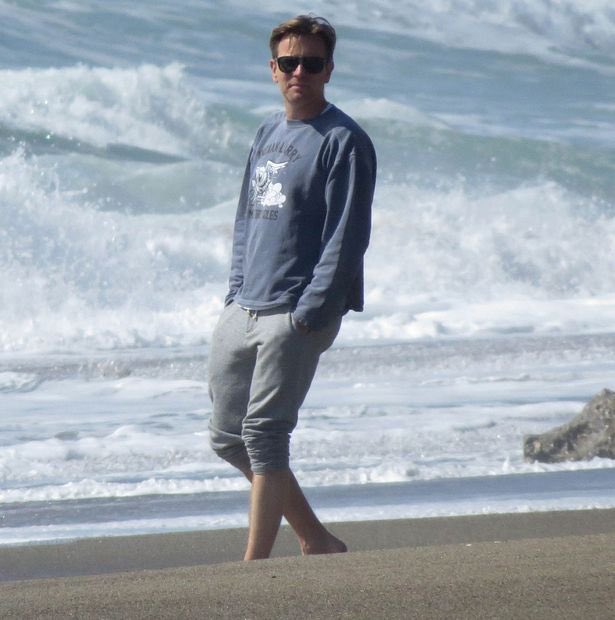 pedro pascal and ewan mcgregor as each other, a thread