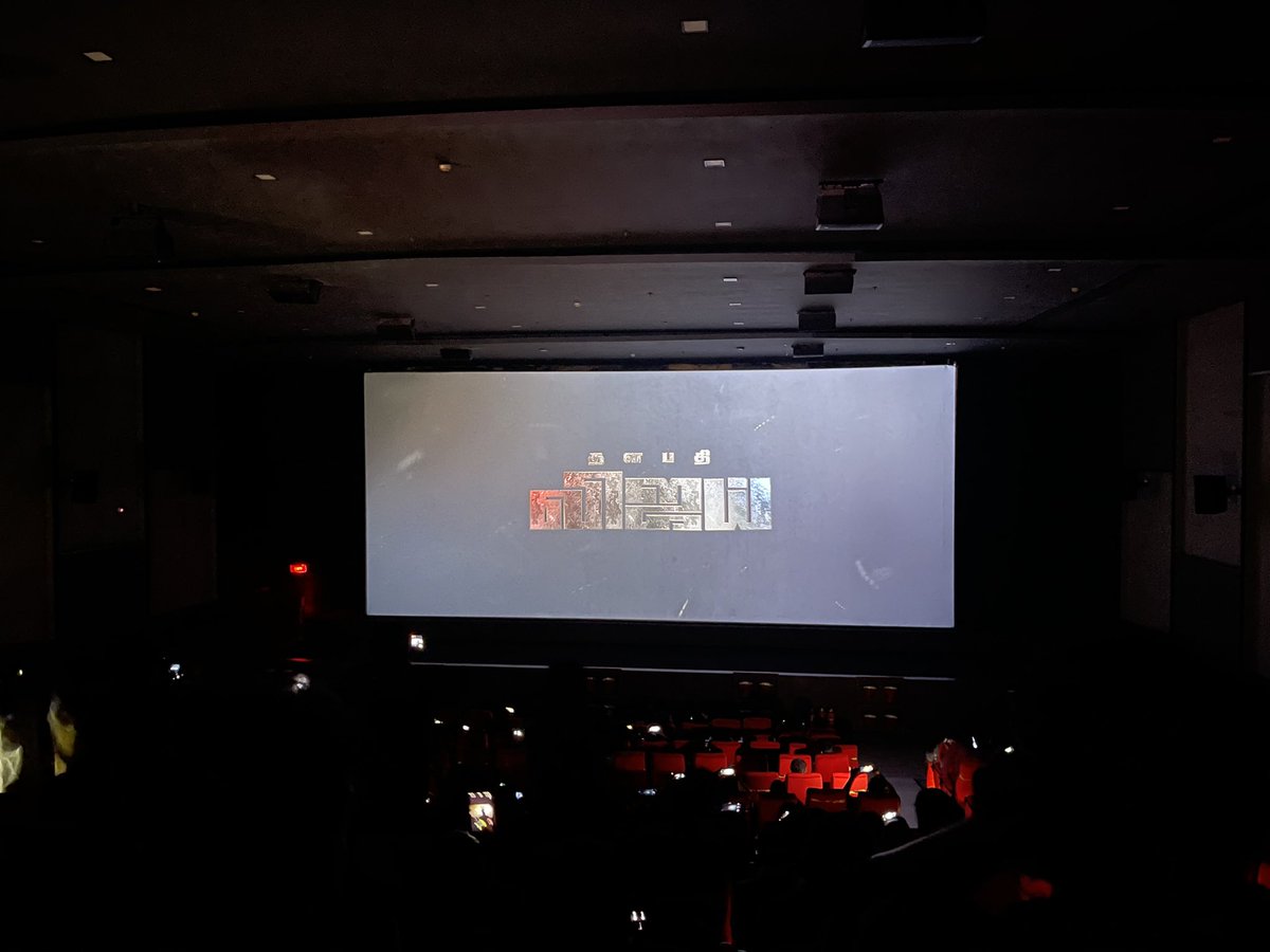 archanakalpathi's tweet photo. The show starts #FDFS @agscinemas #Villivakam #Master https://t.co/rLgzYKjZ0L