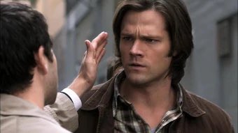 6x22 cas breaking sams wall because he’s angry at dean, cas using his damage as a way to get back at dean...