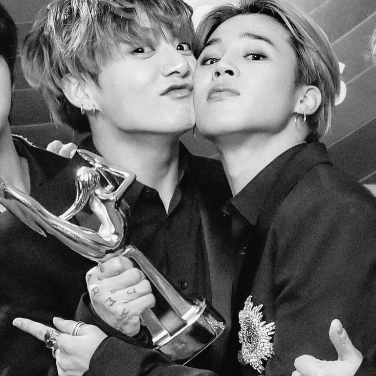 b621littleprinc's tweet photo. — goo as caca, ji as ninie. ❤️🦋

- eu amo minha garotinha com tudo de mim, vocês poderiam curtir..? 

#baby #jikook #jigoo. 📌❤️ https://t.co/bp0eWYX41a