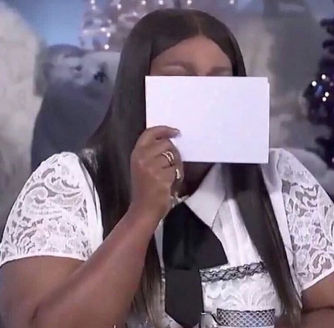 damn
you didn't have to put the facts out there 
exposing her 🙈😔