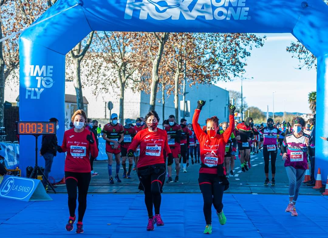 LaSansi's tweet photo. Vam gaudir de @anetonatural per tots els i les participants de #sansilvestredelmasnou 

#santsilvestredelmasnou #elmasnou #lasansi #sansilvestre #5km #cursa
#cursespopulars https://t.co/HHUMZTJVEP