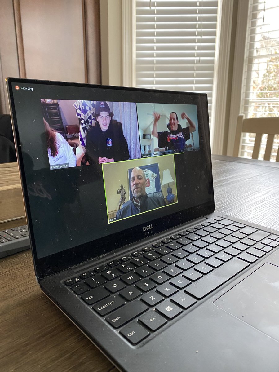 MlbFan98's tweet photo. I got to talk with John Smoltz on Zoom today!!!  We talked baseball and he told me jokes! 😂. John Smoltz is the best!! 🙌🏻🙌🏻 https://t.co/l5toKpjmso