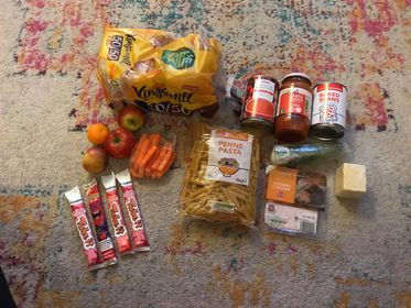 owenjonesjourno's tweet photo. A parent sends me her 11 year old daughter's food package. The chicken goes off tomorrow and the bread on the 16th January. It's supposed to be 2 weeks' worth of food. https://t.co/K8zhjc12Sq