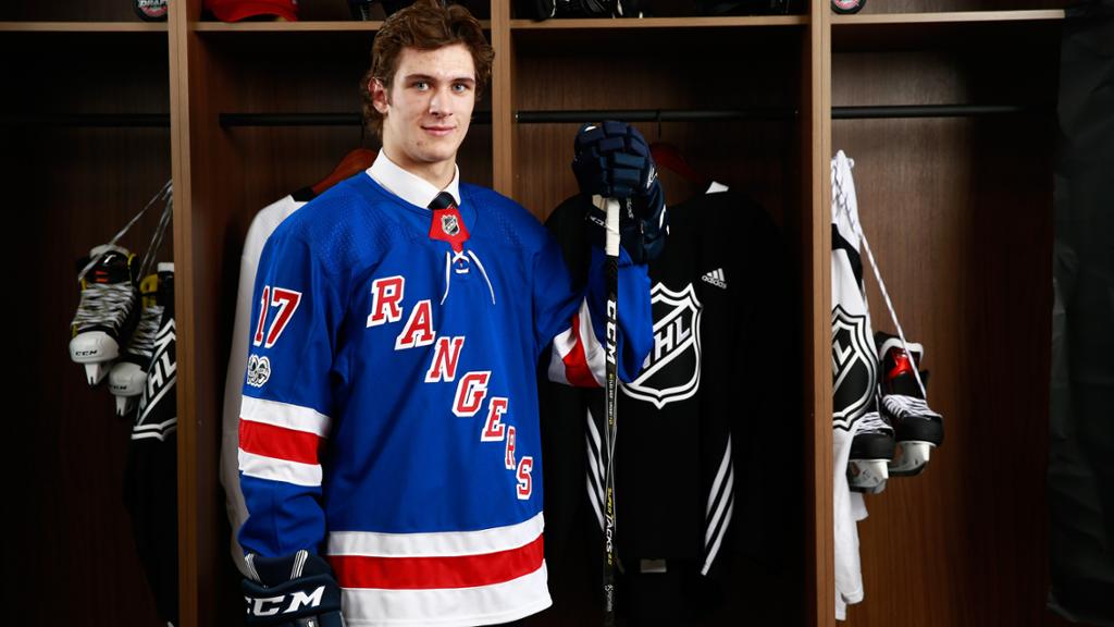 HockeyMaritime's tweet photo. Nova Scotia native Morgan Barron has been assigned to the New York Rangers taxi squad 🚕. #NHL #NYR @NYRangers @m_barron1998 @HockeyNS https://t.co/XrV0HX1vvN