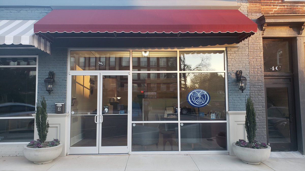 FranklintonDev's tweet photo. Now that's its 2021, this is the time we all start to readjust our financial goals. What can we do better and more importantly, where can we save? If you're shopping for better insurance rates, we'd love for you to come to downtown #Franklinton!! https://t.co/lnWTMI9RXr