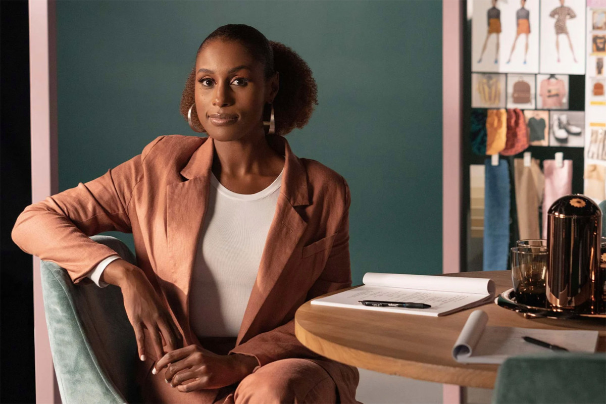 Issa Rae launches new MasterClass on how to break into Hollywood