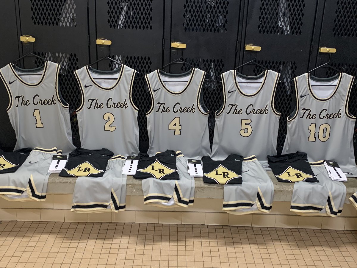 DiamondMBB's tweet image. Rivalry Game to kick off region play against @keenanhoops seems like a great time to pull these out 🔥 
#EverySecond