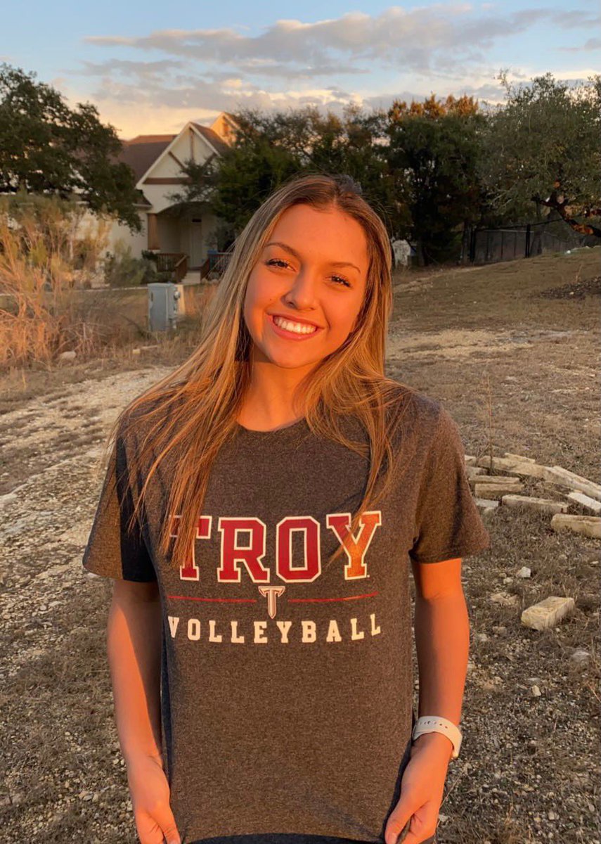 JaciMesa's tweet photo. I feel extremely blessed to announce my verbal commitment to play D1 volleyball at Troy University. I’m beyond thankful for the coaches &amp; teammates who have gotten me to this point, and a huge thank you to Coach Josh for giving me this opportunity. #GoTrojans ⚔️🤍 https://t.co/b9ZJb7Uqn3