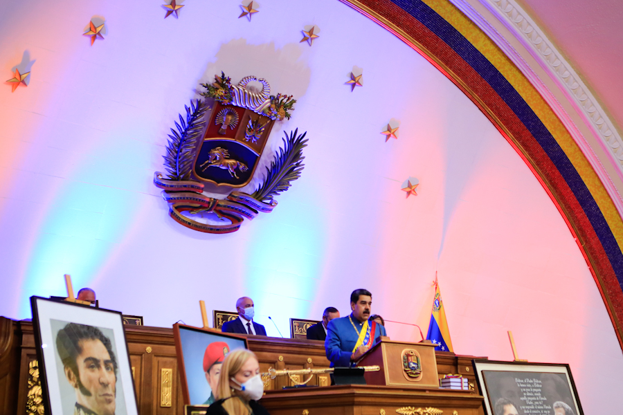 #TomaNota ✍️ 

El 77% de las transacciones comerciales del país se hacen por la vía digital en bolívares y un 20% se hace en divisas en efectivo

#MensajeAnual 
#ElEsequiboEsDeVenezuela