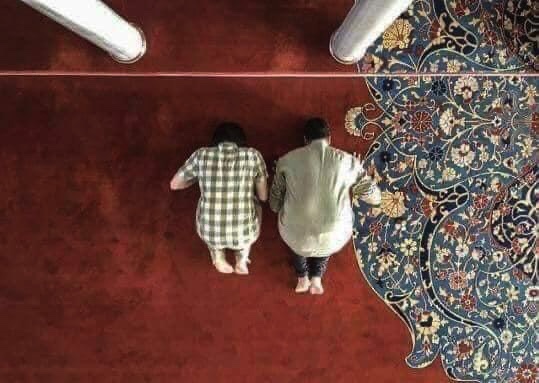 AdelAliBinAli's tweet photo. "يا بُني إن تاهت حياتك ولم تعلم من أين تبدأ فابدأ بالصلاة." https://t.co/odJxbDoIiB