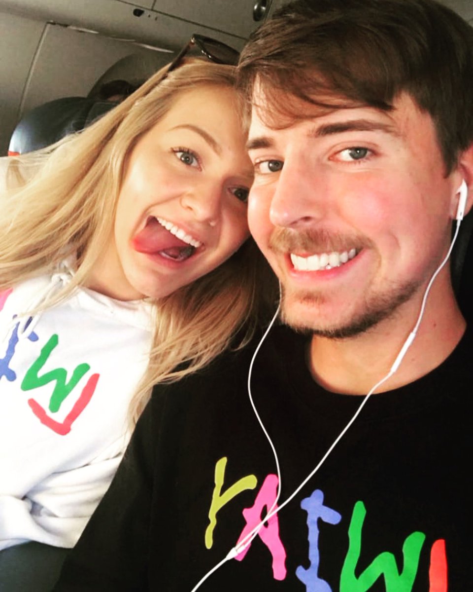 MrBeastGamingg's tweet photo. ❤️ @MrBeastYT & @maddyspidell
#mrbeast #mrbeastgaming #mrbeastgaming6000 #investinbeast #shopmrbeast #maddyspidell https://t.co/QUgGOIjMRN