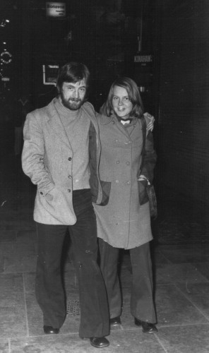 ManOnBridgeDoc's tweet image. Teresa O'Gorman and Ronnie McDonnell in Oct 1975. Photo of my late husband and myself on a date in Dublin.. Submitted by Teresa McDonnell (1975)
