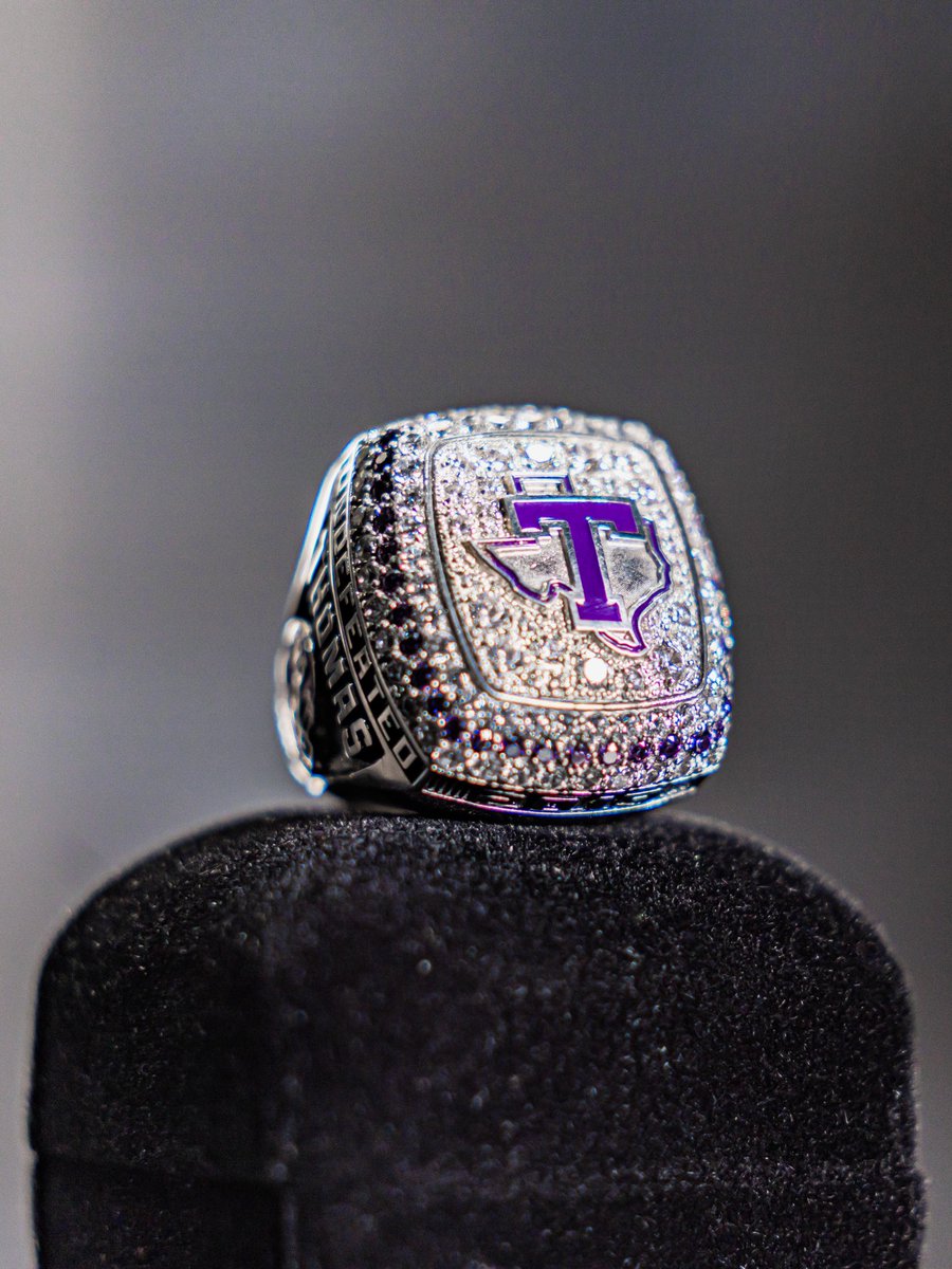 TarletonFB's tweet photo. 💍 A Beautiful Sight 💍 https://t.co/9GH8BfHF8U