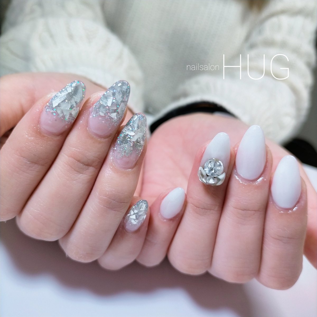 NailSalonHUG's tweet photo. 冬らしいホワイトとガラスグラデーションのアシメ💅❄

#nailsalonHUG #nailhug #hug #HUG #nailHUG #nail #Nail #ネイル #岡山ネイル #岡山ネイルサロン #岡山市ネイル #岡山市ネイルサロン  #sculp #スカルプ #スカルプネイル 　#グラデーションネイル #ホワイトネイル #冬ネイル #アシメネイル https://t.co/uEXENcfr93