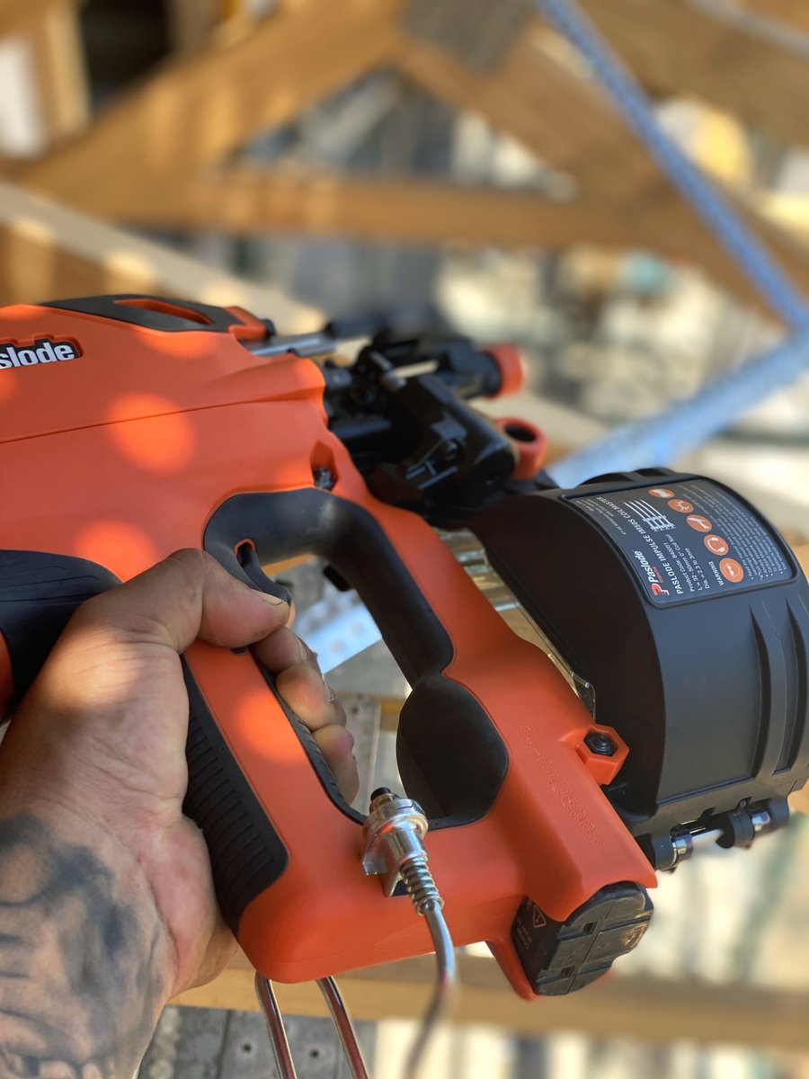 MocaConstruct's tweet photo. Paslode gas coil gun is a dream 😍

#carpentry #carpentrywork #carpentryskills #carpentrylife #melbournecarpentry #melbourneconstruction #melbournecapenter #australianhomes #tradie #tradelife #tradieaustralia #tradietools #tools #toolsofthetrade #toolsinstagram #toolsofmytrade https://t.co/GAkZgDFCFu