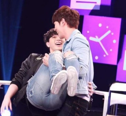 euchopuchai's tweet photo. Saudades do que nós vivemos, 2moons.
P'Phaaa! 💜 Essa época foi tão preciosa.. É tão bom reviver as lembranças desse BL. 🤧💕
#godbas #gxxodbbas #2moons #basjtr https://t.co/kKjUJTARQm