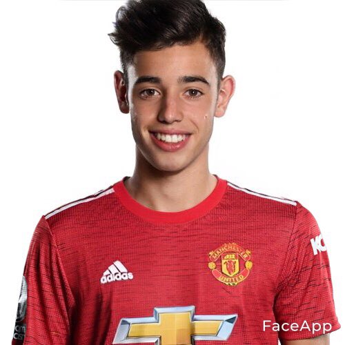 For every 20 likes ill make a Manchester United player look 10 years old