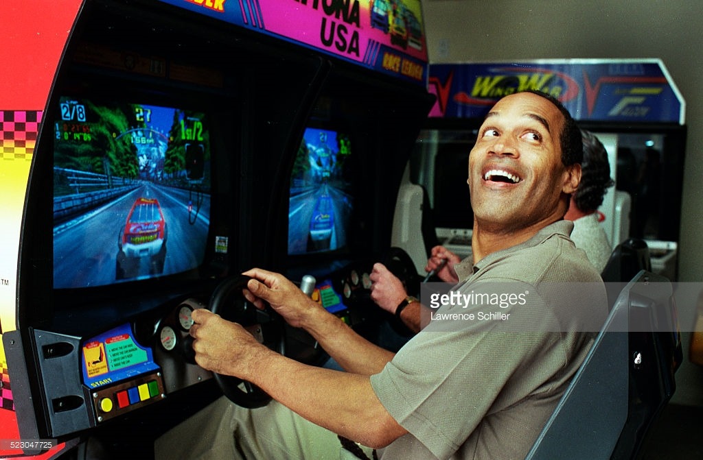 Celebrities with Video Games (@celebswithgames) on Twitter photo 