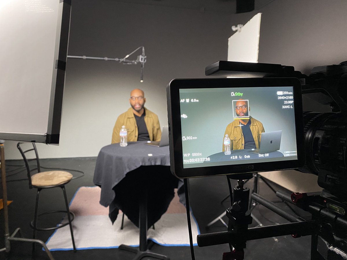 darrick_smith's tweet photo. Sneak peek behind the scenes of the promo video for the soon release of my new discipleship curriculum. #NowWhat https://t.co/GkrAOBITgb