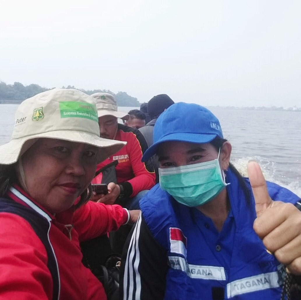 Despite being usually dominated by male patrols, the 4 women of Mentaya Seberang Village's Forest Fire Patrol have not shied away from venturing into the forests of Central Kalimantan to prevent forest fires each dry season. Read their story at bit.ly/WomenRSA