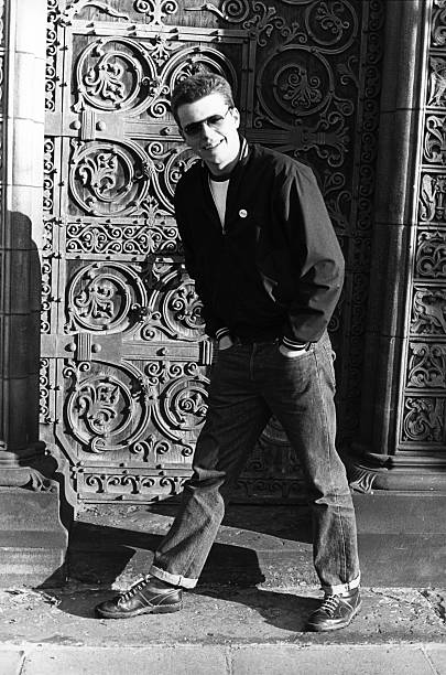 NewWaveAndPunk's tweet photo. 60 years old today: Suggs #Madness 
Pics;
David Corio 
Steve Rapport 
Virginia Turbett 
Virginia Turbett https://t.co/a9bihNCNTH