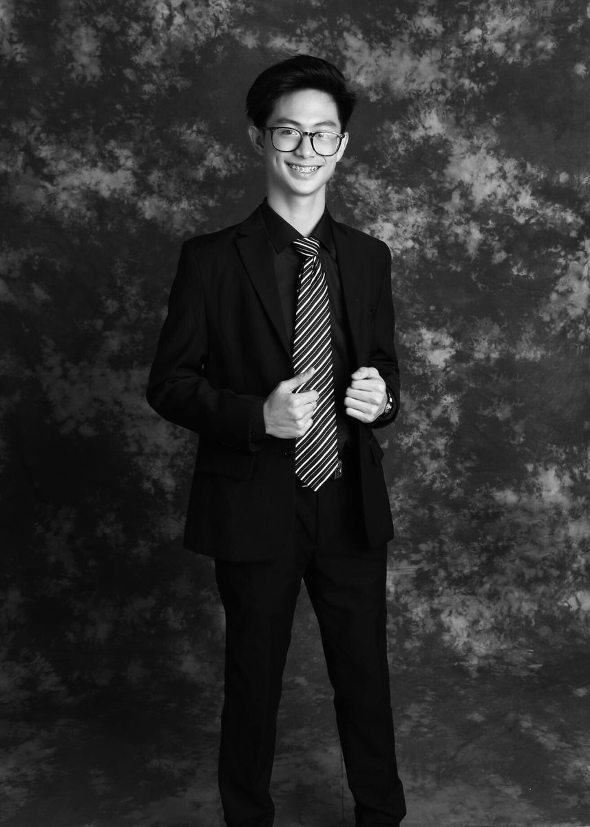 jpzyarchive's tweet photo. 🎓 @patrickyosh https://t.co/l3Odk2IwlP
