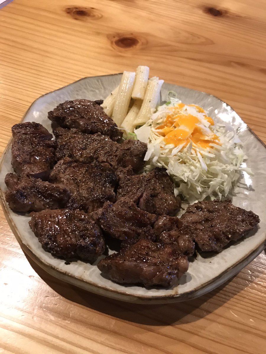 7q2Sf's tweet photo. ランチはステーキ🥩
#ステーキランチ 
#ランチ
#住吉 
#ステーキ https://t.co/ibUIqauP4f