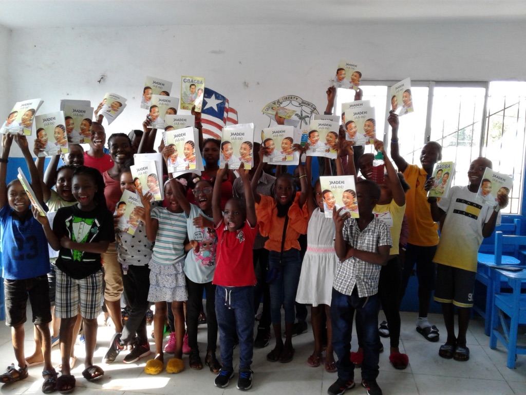 RobtelNeajai's tweet photo. A pleasure spending time last weekend in Lakpazee, #Monrovia, with the all-child cast of Gbagba and Jaadeh: The Stage Play, which was adapted by Flomo Theatre from my anti-corruption children’s books #Gbagba &amp; #Jaadeh!. Stay tuned for more information about production date/venue. https://t.co/vY9W4Sawh9