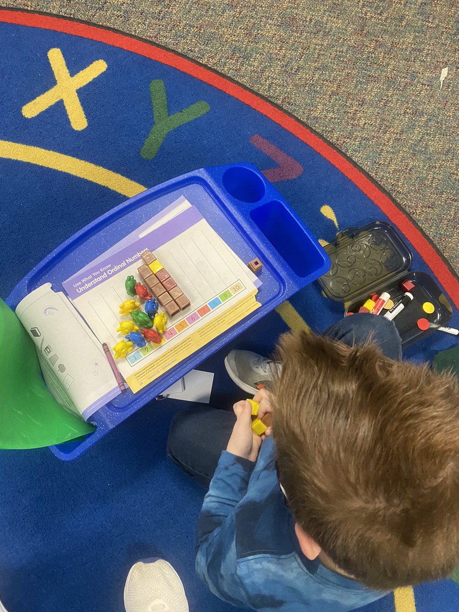 JRobinsonKinder's tweet photo. #UnderstandingNumbers #Sequencing #MathToolboxes #ExploringConceptsTogether @ASatalin https://t.co/3zCjqDAD7w