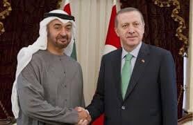 TALAL5639's tweet photo. وزير خارجية الإمارات (للمرة الثانية) يعلن عن رغبة الإمارات في عودة العلاقات مع تركيا ويؤكد أن هناك مؤشرات مشجعة.
-الصلح خير قوم نتصالح
وإنسى اللي كان بينا إمبارح
ههههههههههه
-قلناها ونكررها أحفاد سايسبيكو ثلّة من النصّابين/تحت الطاولة حبايب وفوق الطاولة قال يعني >> مختلفين ..!! https://t.co/74OnToLJNx
