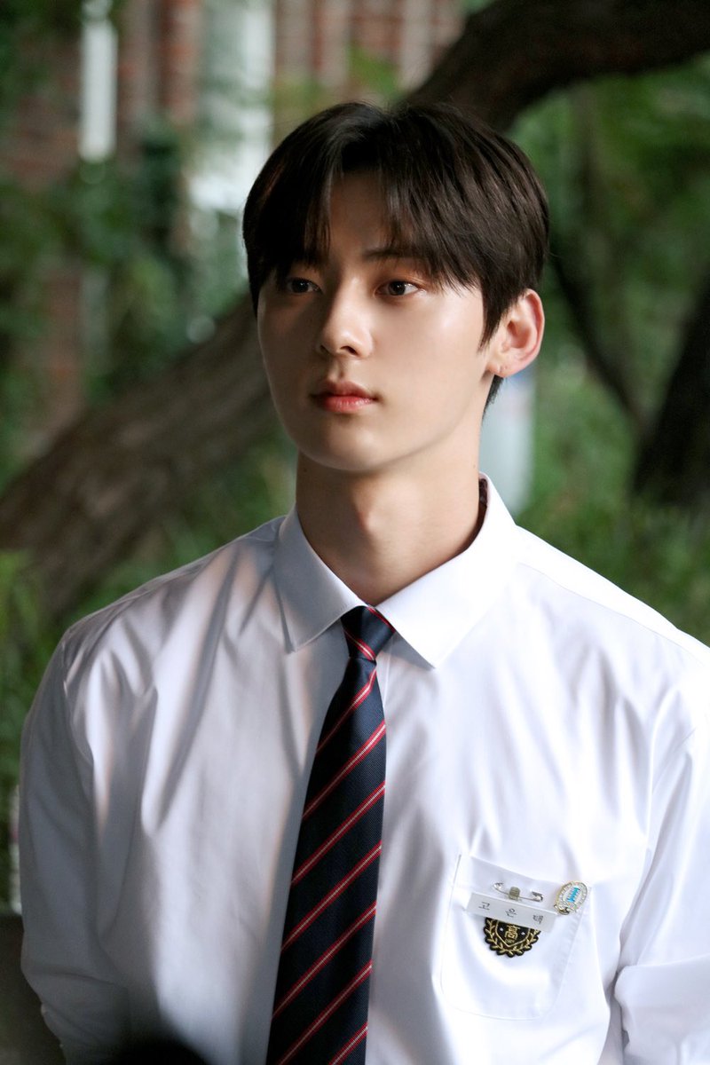 минхён из nuest. хван минхен. хван минхен. хван минхен. актер хван минхен.