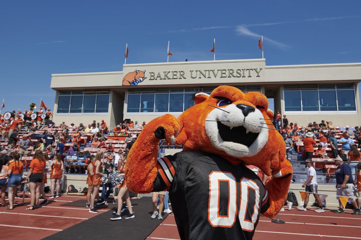 JacobFoster53's tweet photo. After a great college visit and chat with Coach Thorne. I’m excited to announce that I have received my second offer to continue my athletic and football career at Baker University!!! @BakerU_Football @GEHS_Football @ryan_cornelsen @Coach_Radel https://t.co/ySamPUtRCe