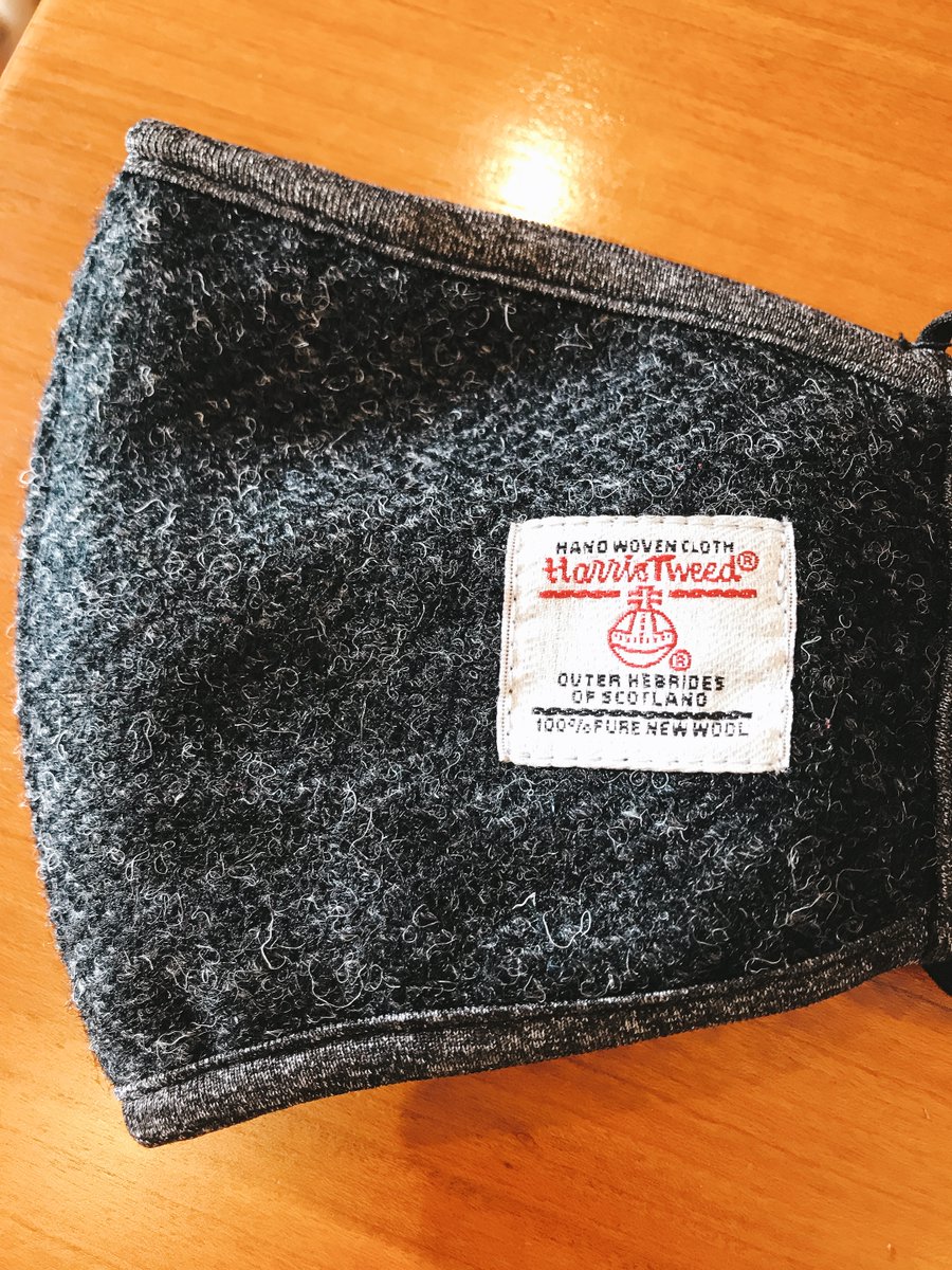tomokin07664548's tweet photo. 今までずっと夏からの名残りで接触冷感使ってたけど、ヒートマスクいいわ。朝とか重宝!
#HarrisTweed
#ハリスツイード
#HEATMASK #ヒートマスク https://t.co/BlQV4PMAq2