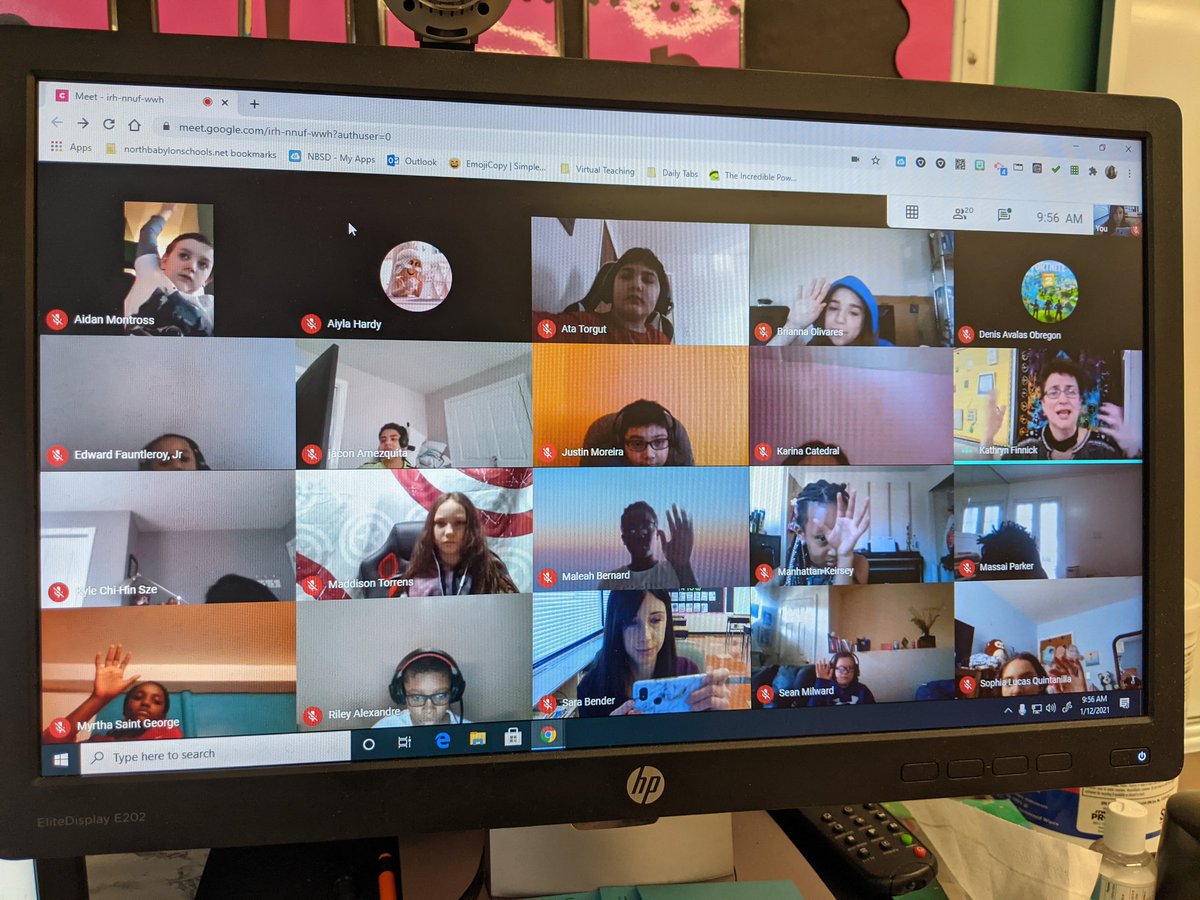 _SBender's tweet photo. Thank you @KateFinnick for joining our virtual classroon today! We loved learning more about #mindfulness as well as practicing our meditation and focusing skills. #teachnb https://t.co/qu4Yq259p4