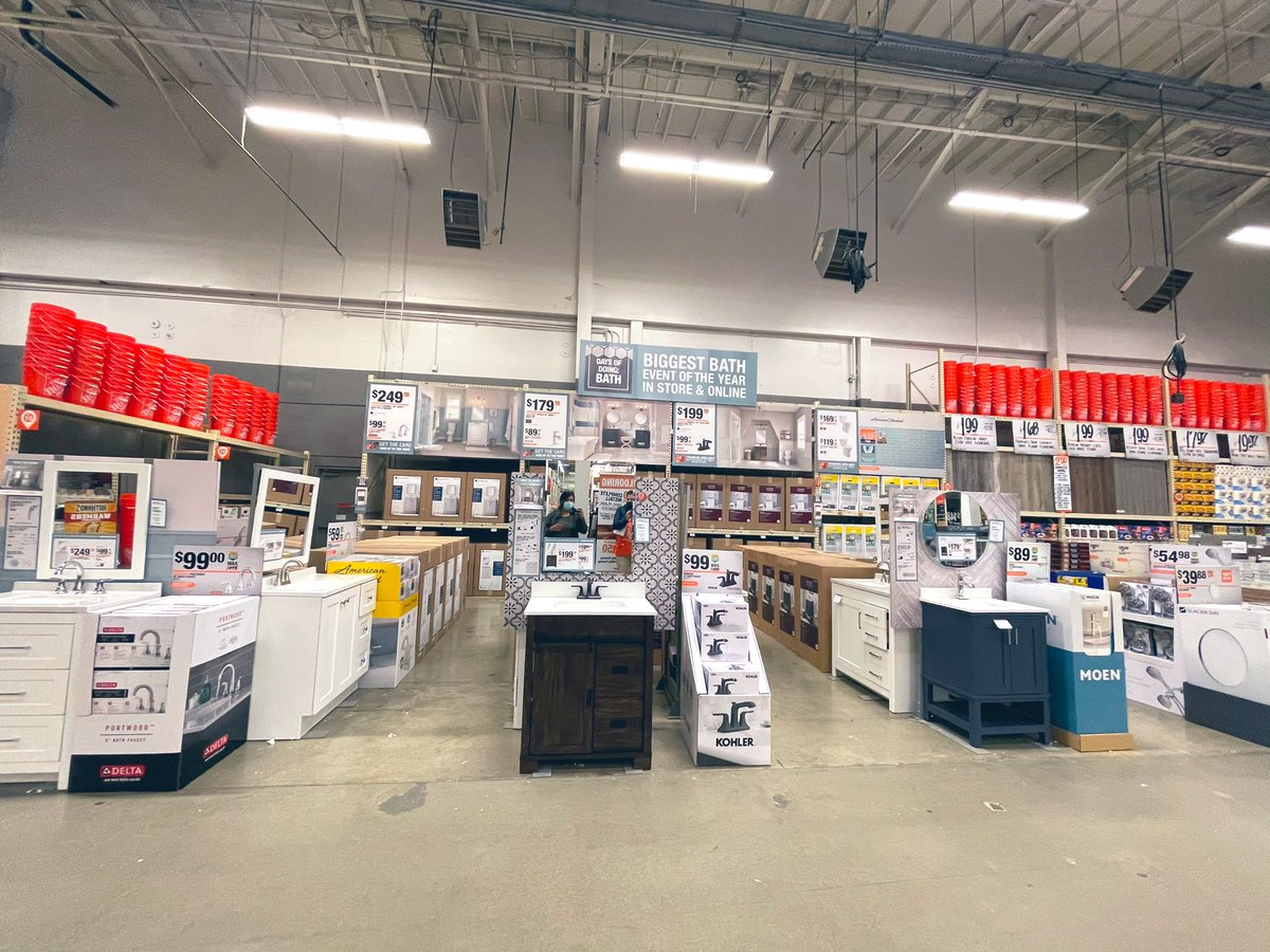 Southcenter 4705 Vanity Insanity! Thank you MET for partnership! @Ken_D19DM <a href="/lorcan79/">lorcan</a> <a href="/CComerfordHD/">Chris Comerford</a> <a href="/lexieconHD/">Lexie Williams</a> <a href="/ZeienTim/">Tim Zeien</a>