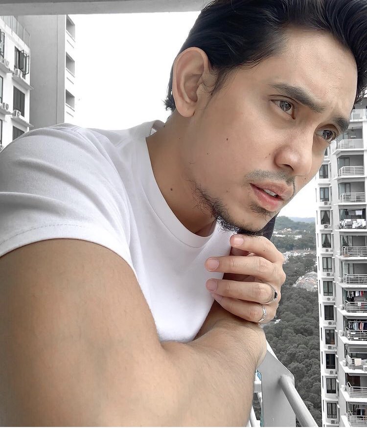 khaibahar94_'s tweet photo. xbuat apa pon, tngah merenung masa dpan dngan awak https://t.co/eHKTcf3TI7