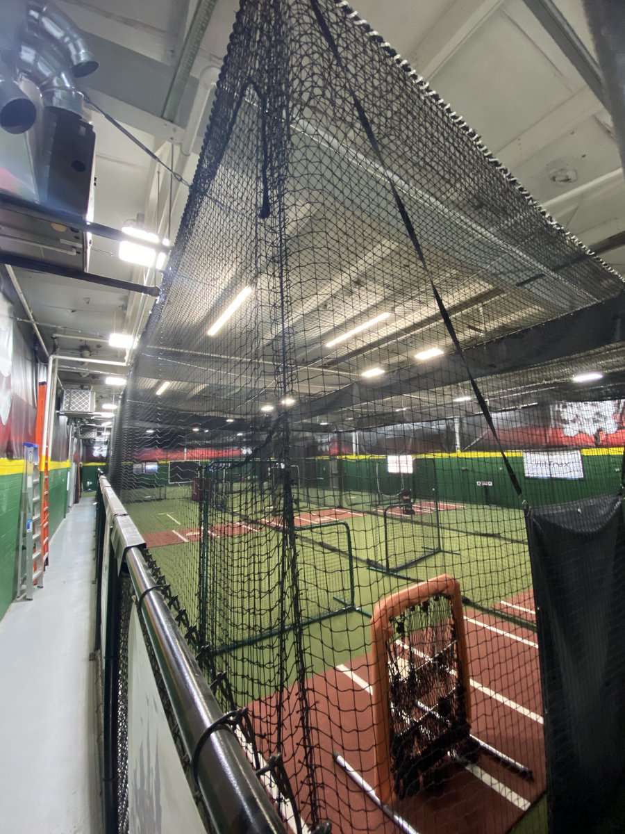 Edge Academy Axemen have full access to a 5000 sq. ft. indoor turf training facility equipped with four hitting tunnels, two pitching lanes, auxiliary weight room, and a warm-up/agility area.  Hittrax, Rapsodo Pitching, and other features will aid in development of our players.