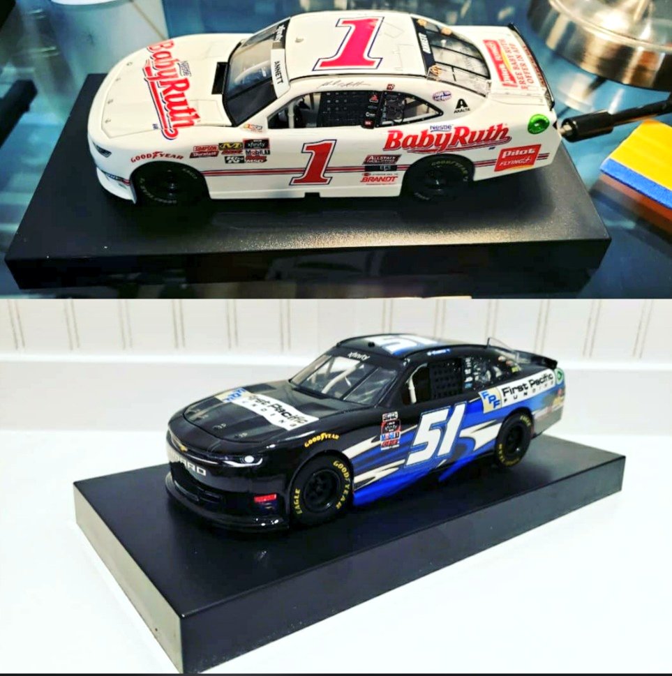 BillOsborn_6's tweet photo. Most know I wrap full-size @NASCAR cars, not all know I wrap diecast cars too! I enjoy these projects &amp; appreciate all of the positive feedback from the customers on their diecasts!  Here is a #51 @jclements51 @firstpacificfunding diecast that I wrapped!
#diecastwrap
#vinylwrap https://t.co/cV4pMwd5C0